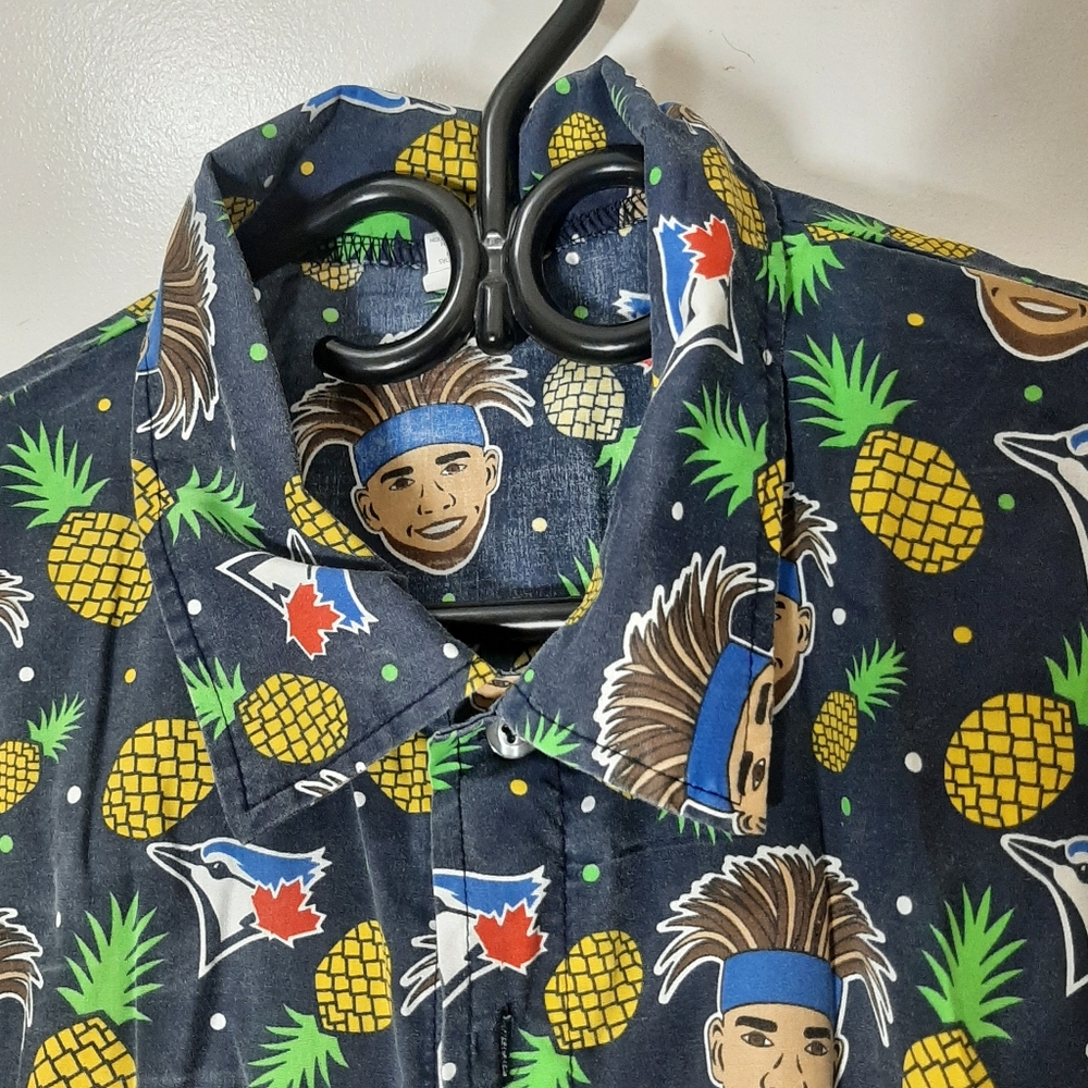 Toronto Blue Jays Printed Shirt, Tropical Blue Hawaiian Design.L-XL. Best Offer.
